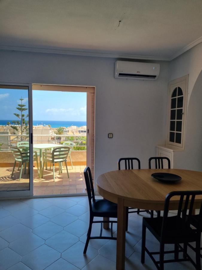 شقة Flamenco Penthouse Sea View & Swimming Pool تورّيفيِخا المظهر الخارجي الصورة
